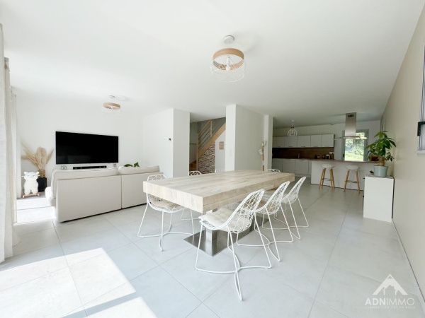Offres de vente Maison Chevry 01170